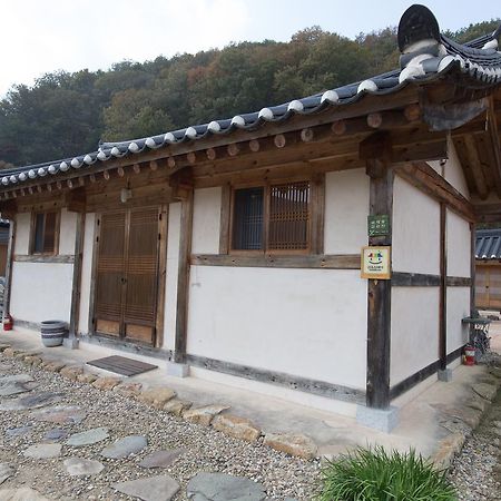 Chalbanggong Jongtaek Hotel Cheongsong Esterno foto