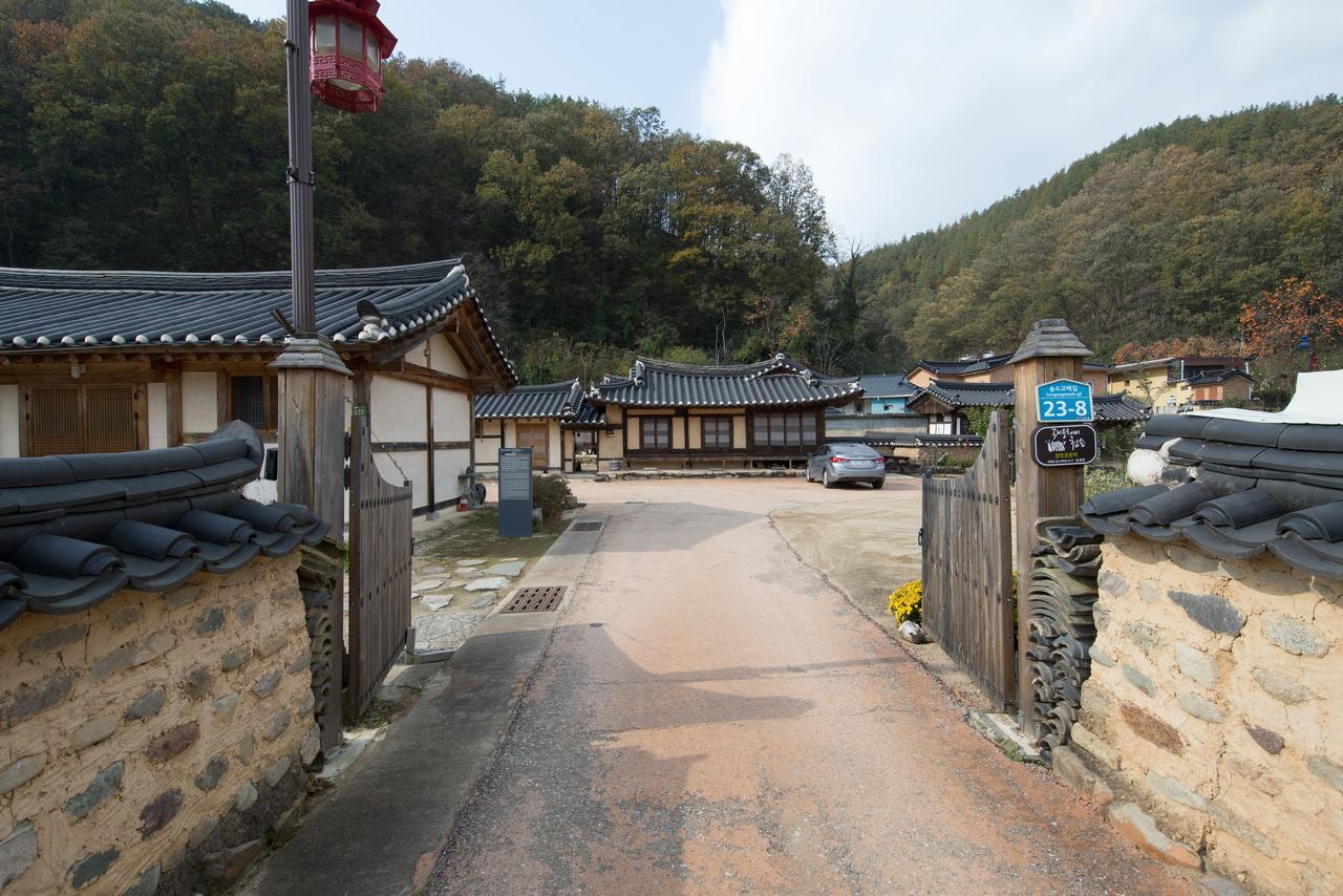 Chalbanggong Jongtaek Hotel Cheongsong Esterno foto