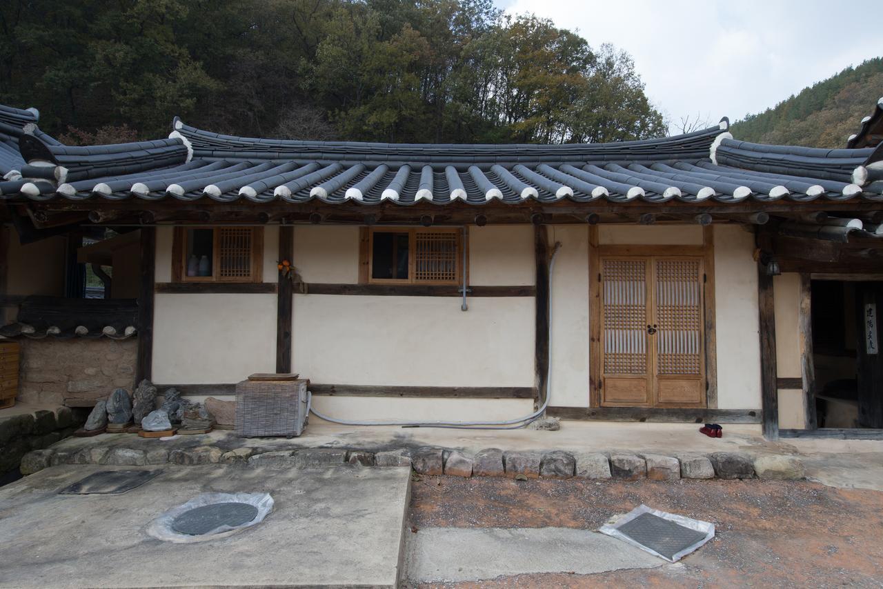 Chalbanggong Jongtaek Hotel Cheongsong Esterno foto